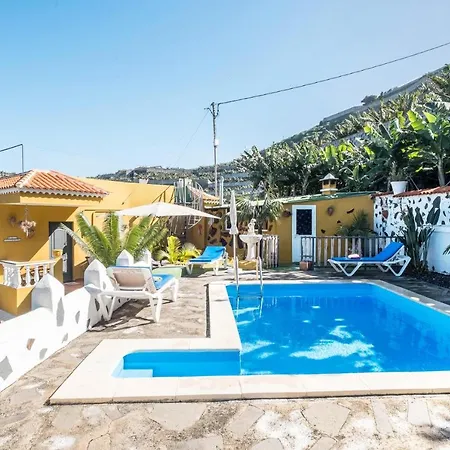 Alejandrina Tatil Evi *